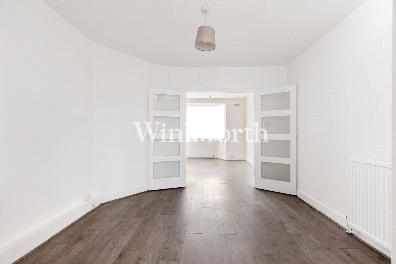 Barrowell Green, London, N21