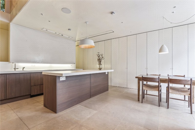 St. Lukes Mews, London, W11
