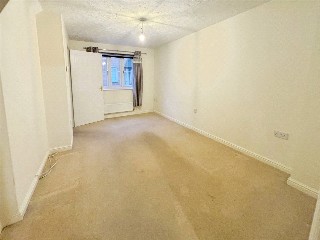 Chaucer Close, Stratford-upon-Avon, Warwickshire, CV37