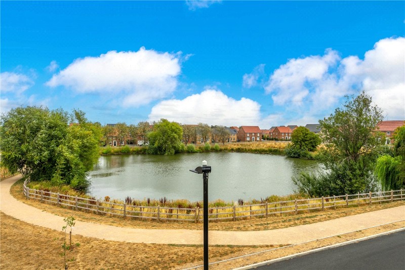Bates Close, Bourne, Lincolnshire, PE10