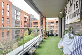 Halton Court, 5 Cranfield Walk, Blackheath, London, SE3