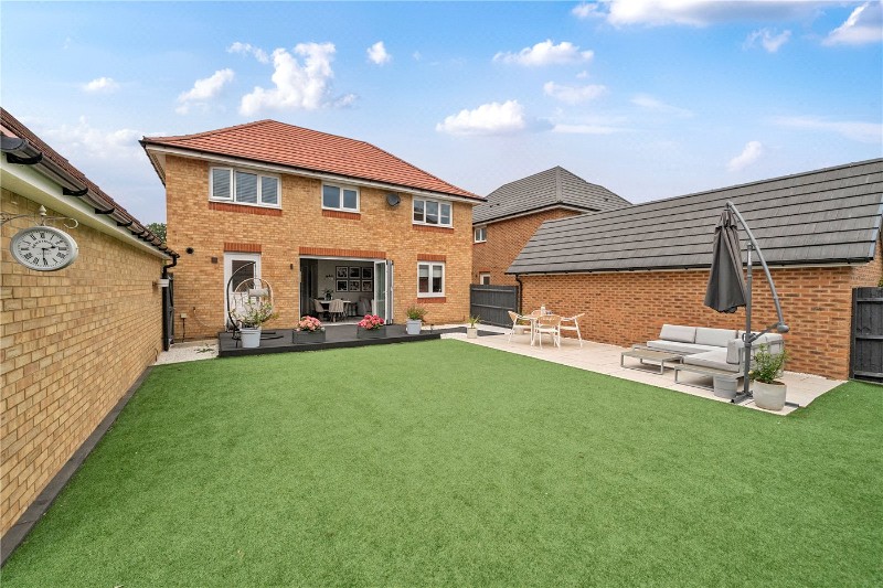 Austen Grove, Arborfield Green, Reading, Berkshire, RG2