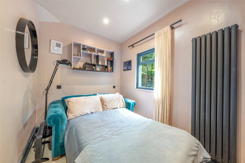 Elgin Avenue, London, W9