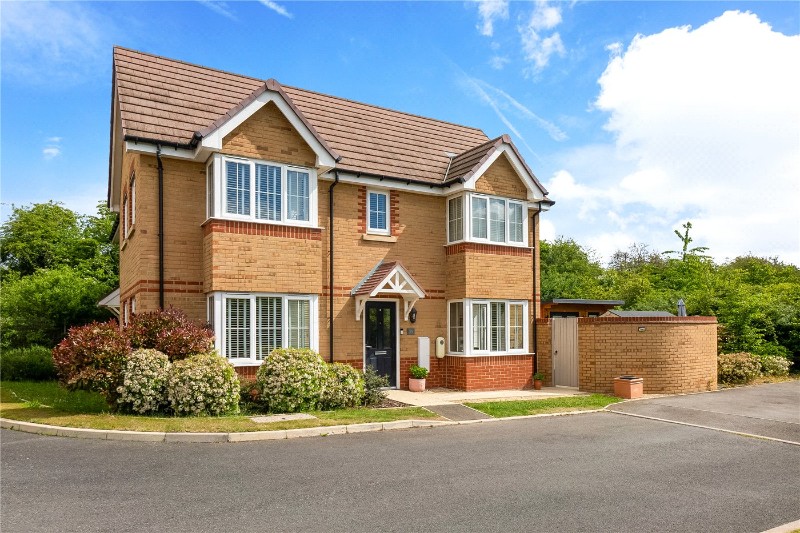 Hawthorn Close, Honeybourne, Evesham, Worcestershire, WR11