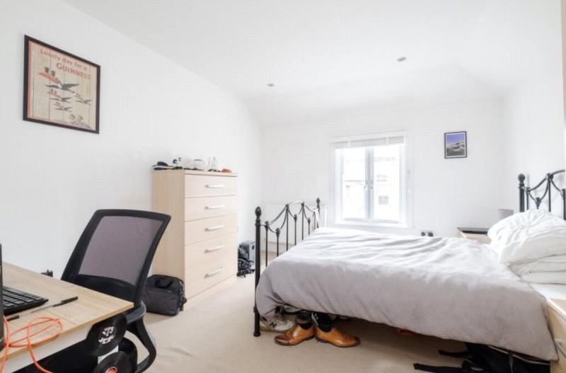 Finsbury Park Road, London, N4