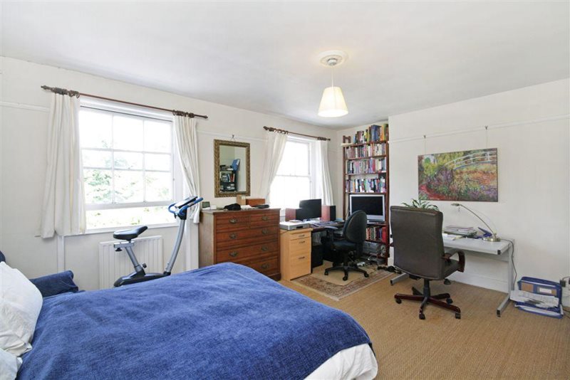 Myddelton Square, London, EC1R