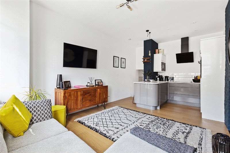 Dafforne Road, London, SW17