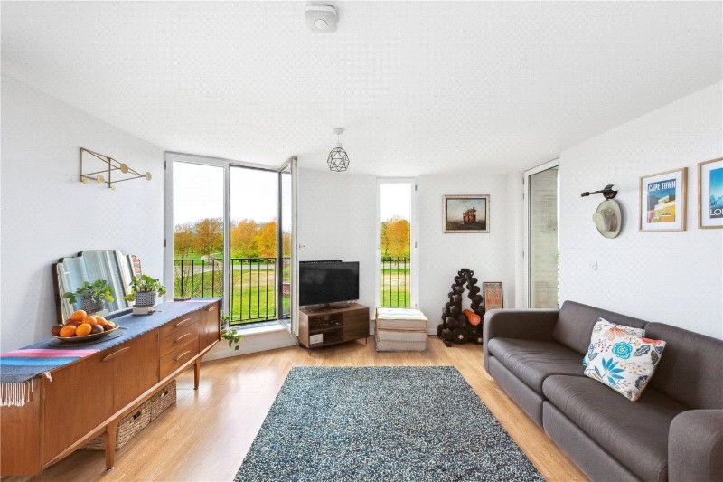 Seven Sisters Road, London, N4