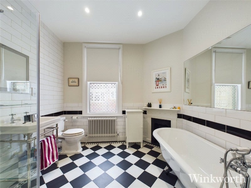 West Lodge Avenue, Acton, London, W3