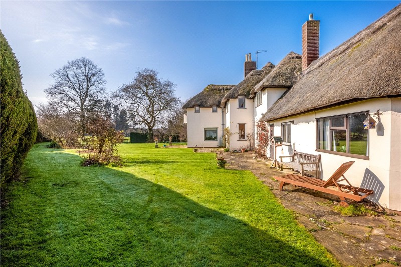Church Road, Snitterfield, Stratford-upon-Avon, Warwickshire, CV37