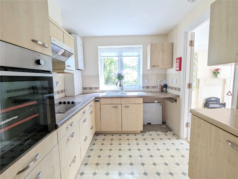 37 Lindsay Road, Branksome Park, Poole, BH13