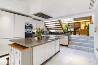 Montpelier Place, London, SW7