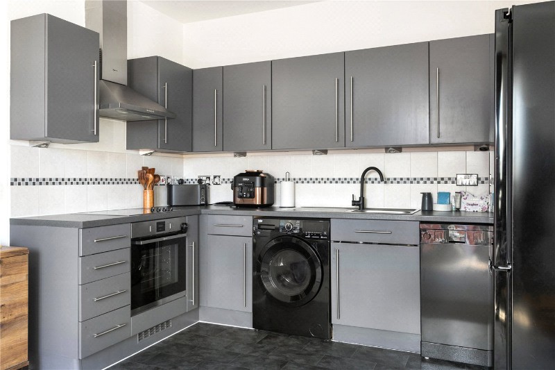 Bouverie Road, London, N16