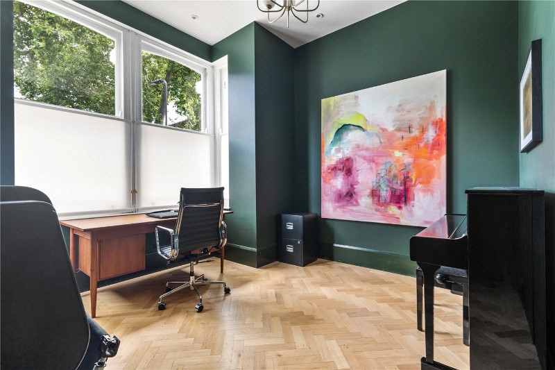 Queen Elizabeth&#39;s Walk, London, N16