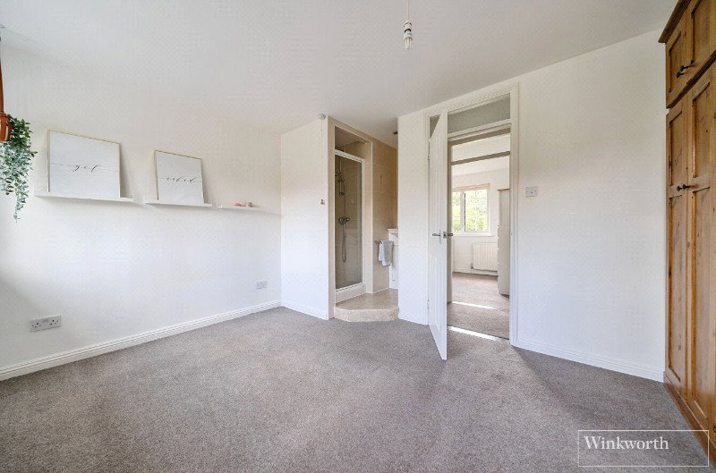 Elizabeth Avenue, Bagshot, Surrey, GU19