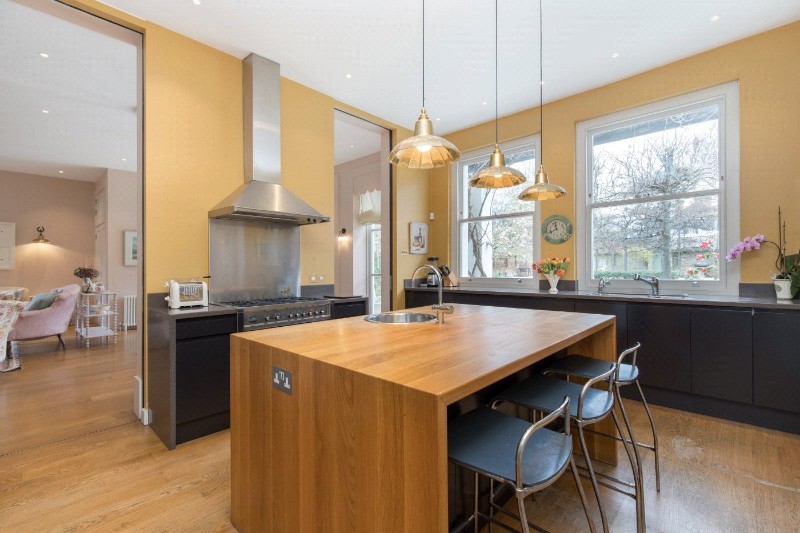 Woodborough Road, Putney, London, SW15