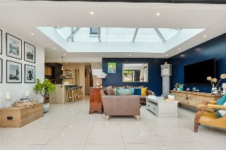 Coombe Lane, Enford, Pewsey, Wiltshire, SN9