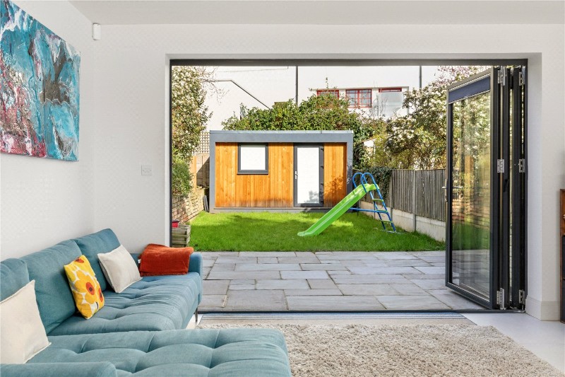 Highbury Hill, London, N5