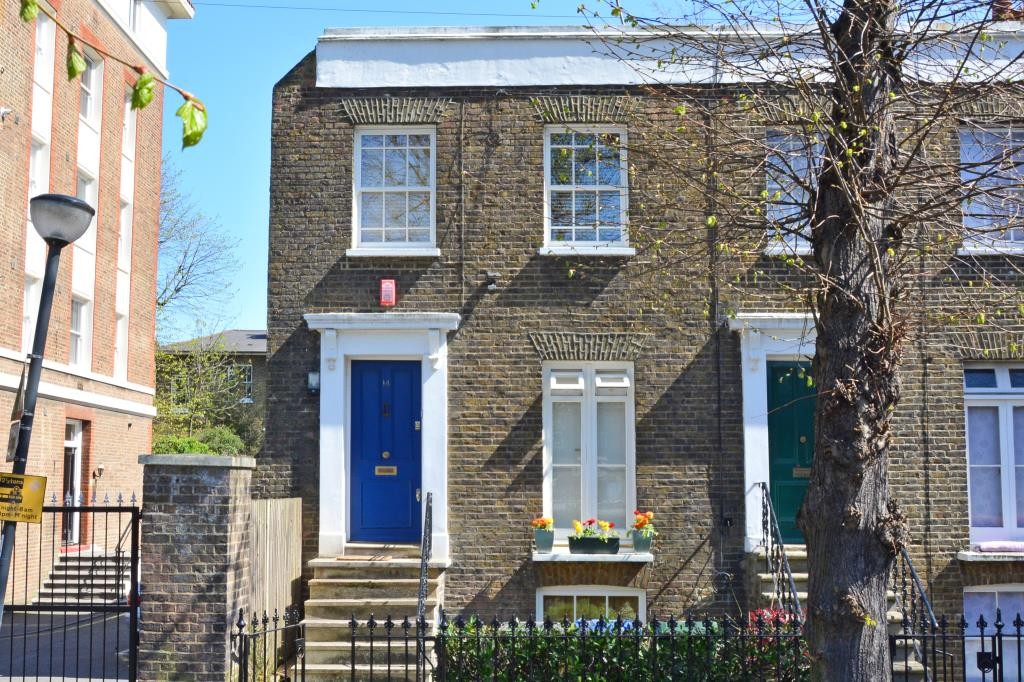 4 bedroom property for sale in Moseley Row, Greenwich, SE10 £725,000