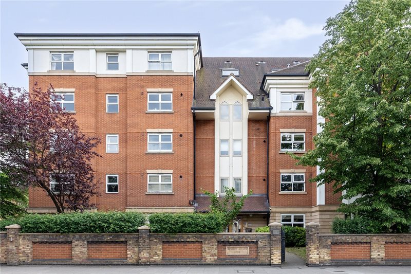 Upper Richmond Road, London, SW15