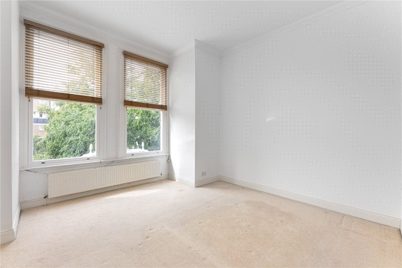Holmbush Road, London, SW15