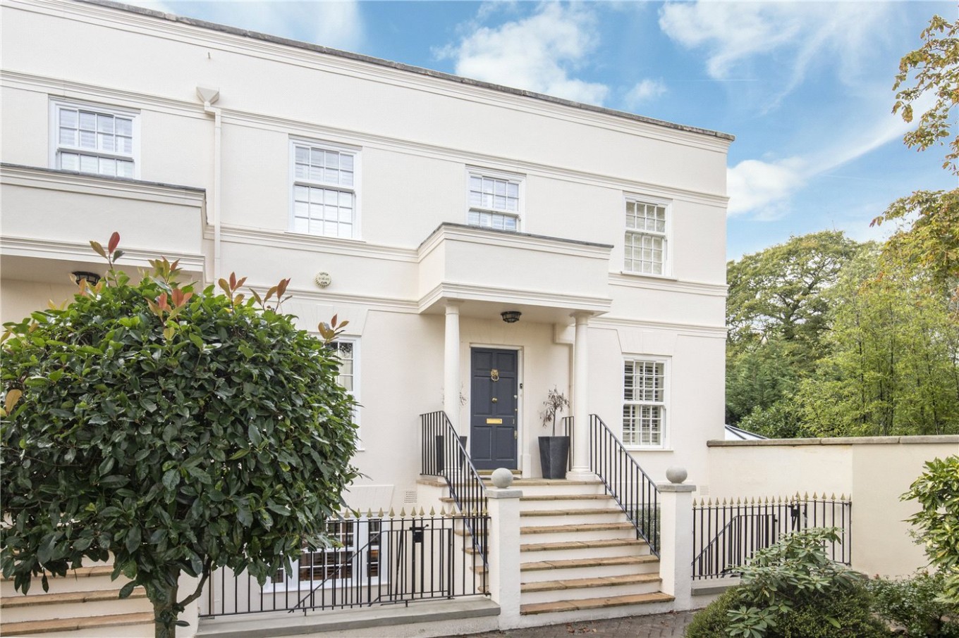 4 bedroom property for sale in Seaton Close, London, SW15 (Ref