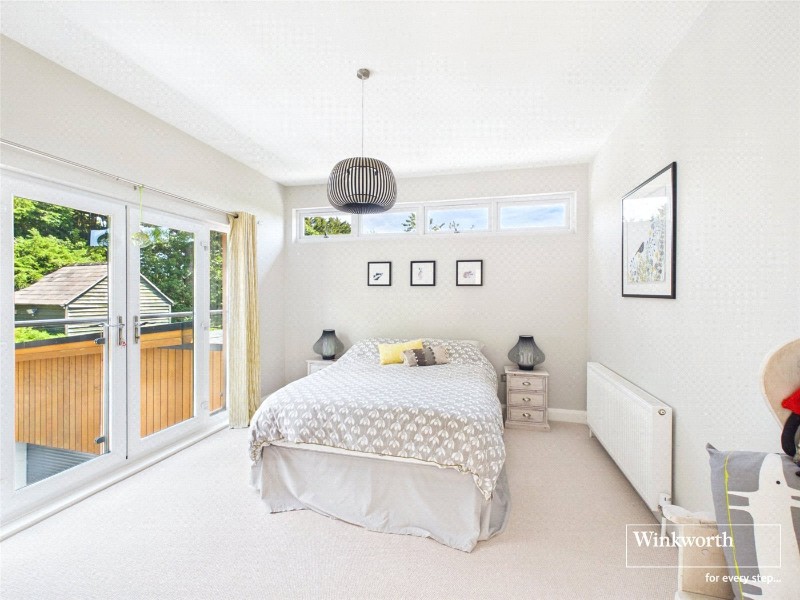 Newbury Road, Headley, Thatcham, Hampshire, RG19