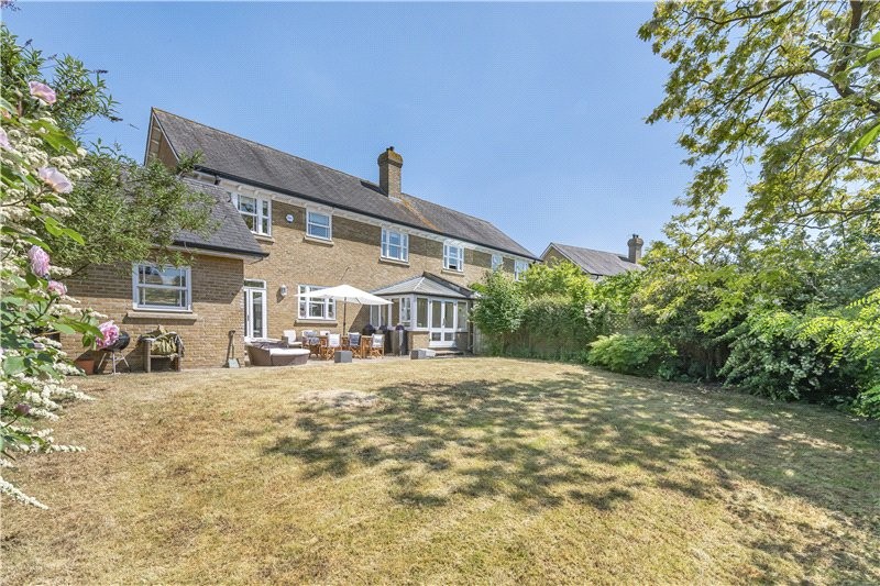 Devereux Lane, Barnes, London, SW13