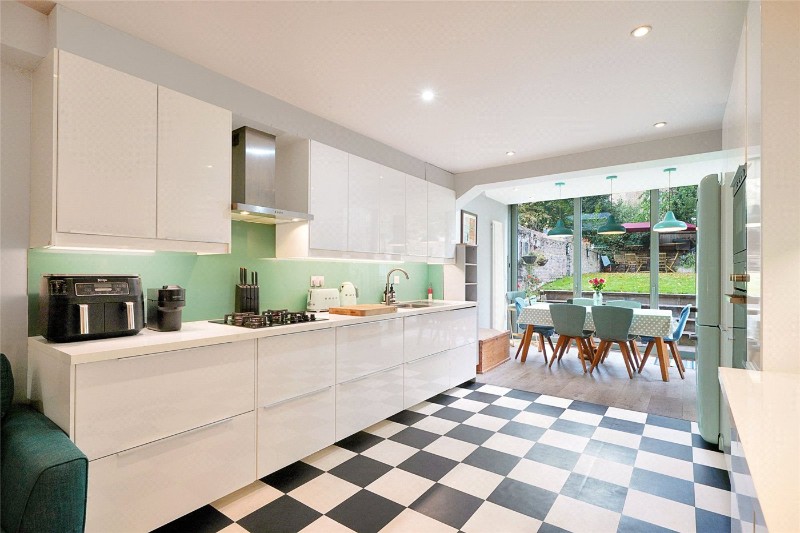 Oseney Crescent, London, NW5