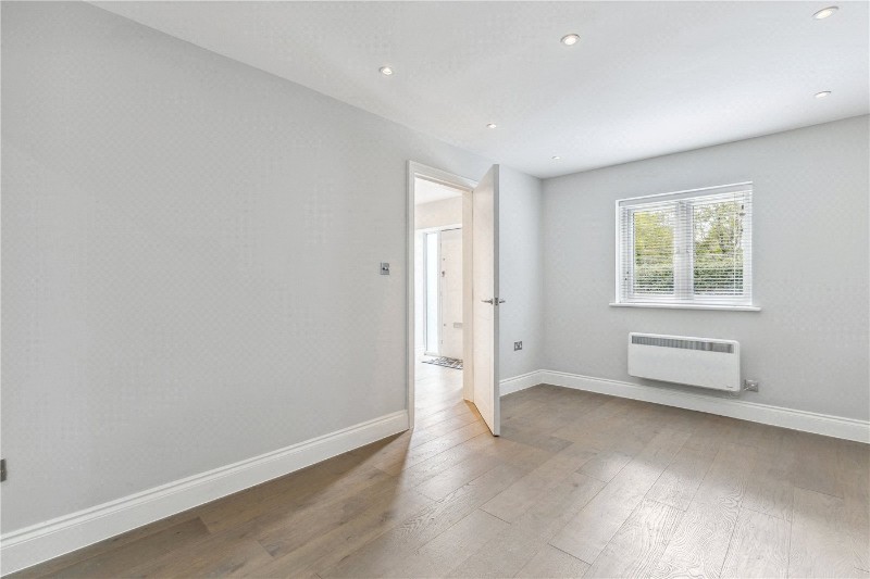 Sandy Lane, Chobham, Surrey, GU24