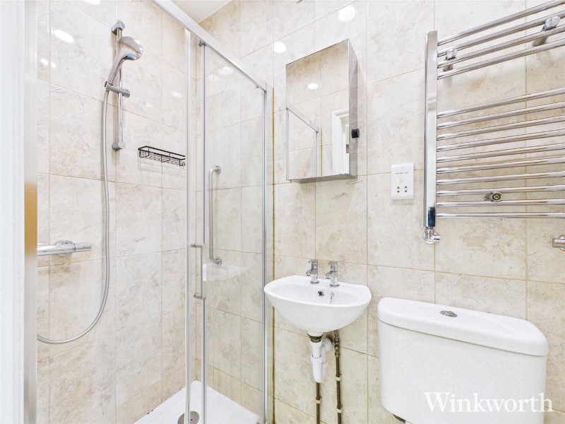 Cleveley Crescent, London, W5