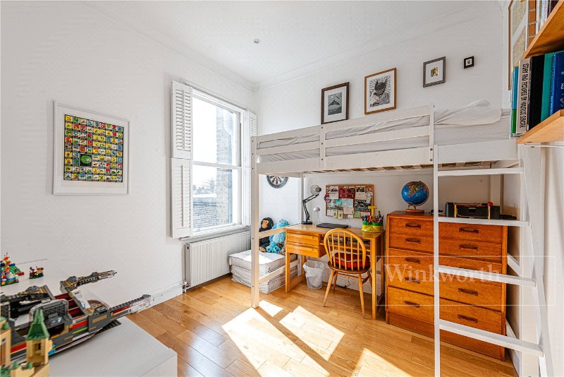 Kilburn Lane, London, W10