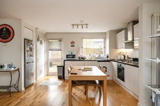 St. Ervans Road, London, W10