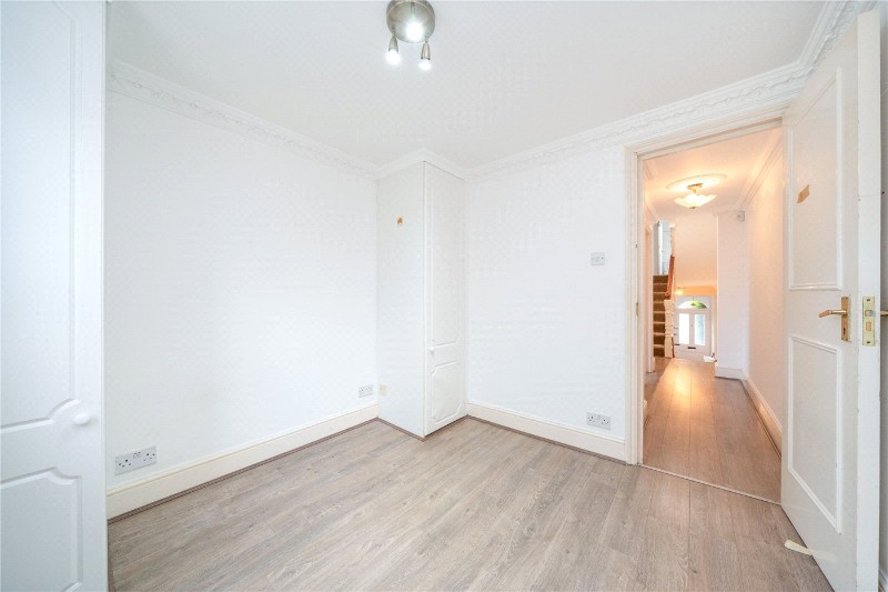 Johns Avenue, London, NW4