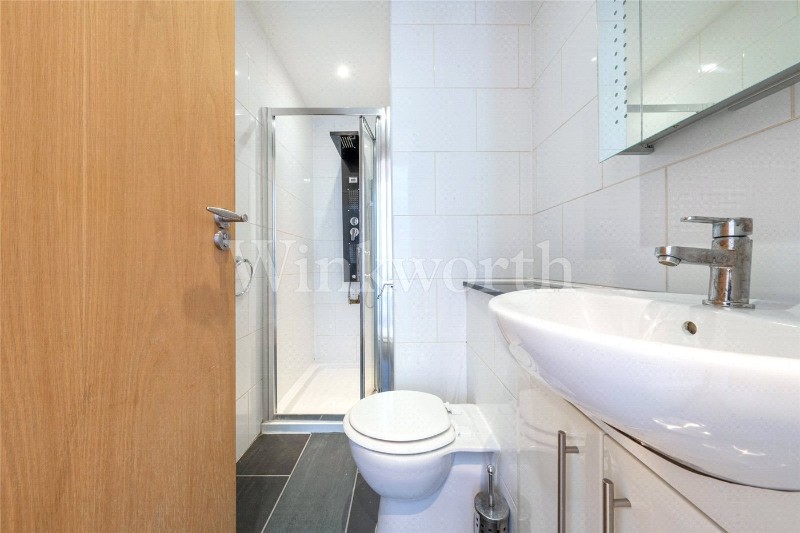 Finchley Road, London, NW11