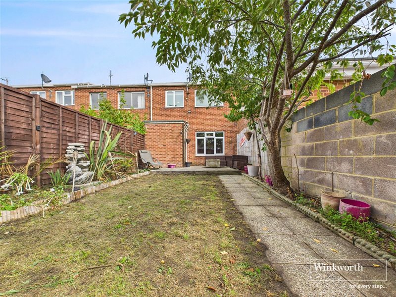 Elizabeth Walk, Reading, Berkshire, RG2