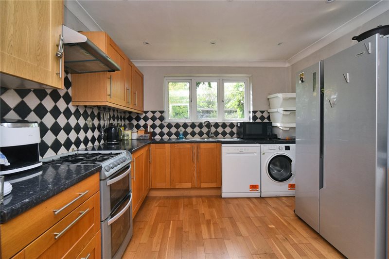 Oaks Avenue, Worcester Park, KT4
