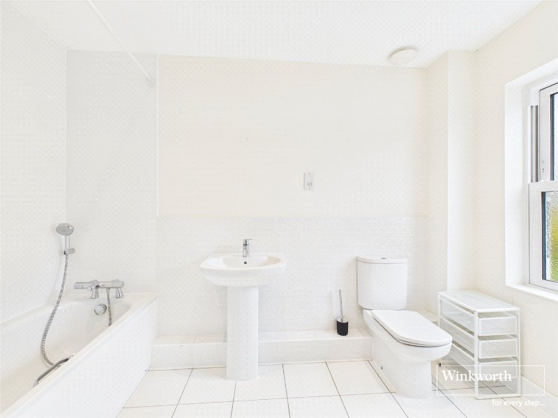 Haden Square, Reading, Berkshire, RG1