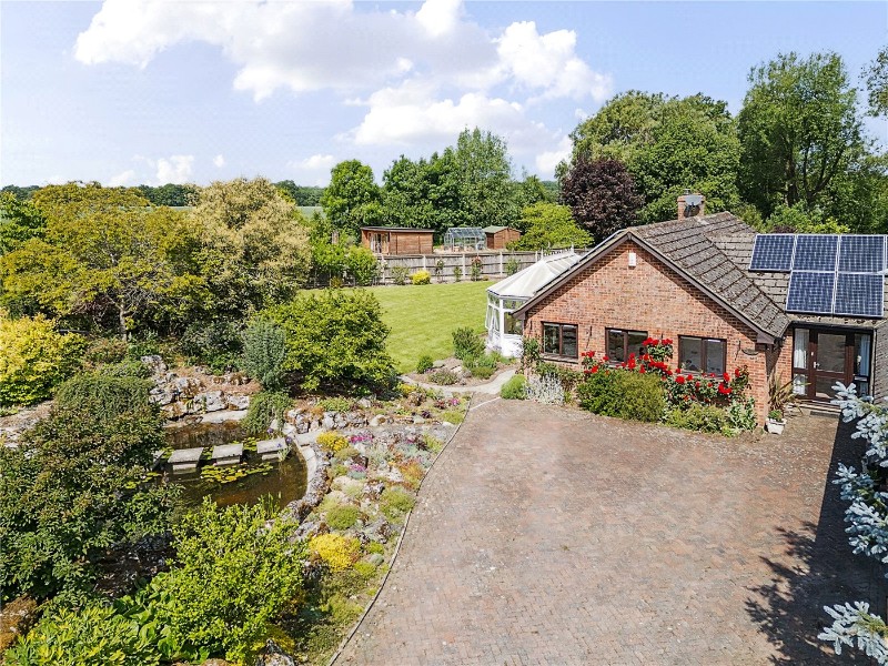 Newbury Road, Kingsclere, Newbury, Hampshire, RG20