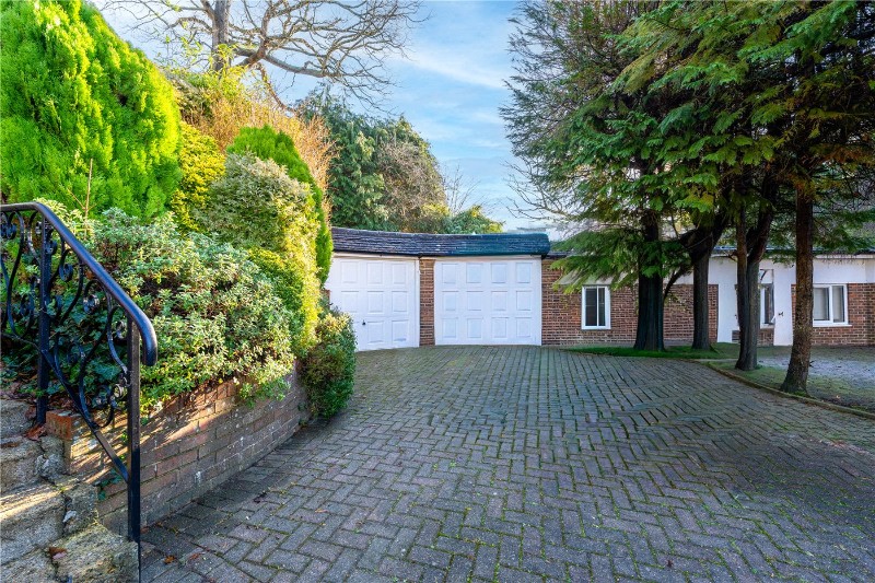 Kingswood Close, Weybridge, Surrey, KT13