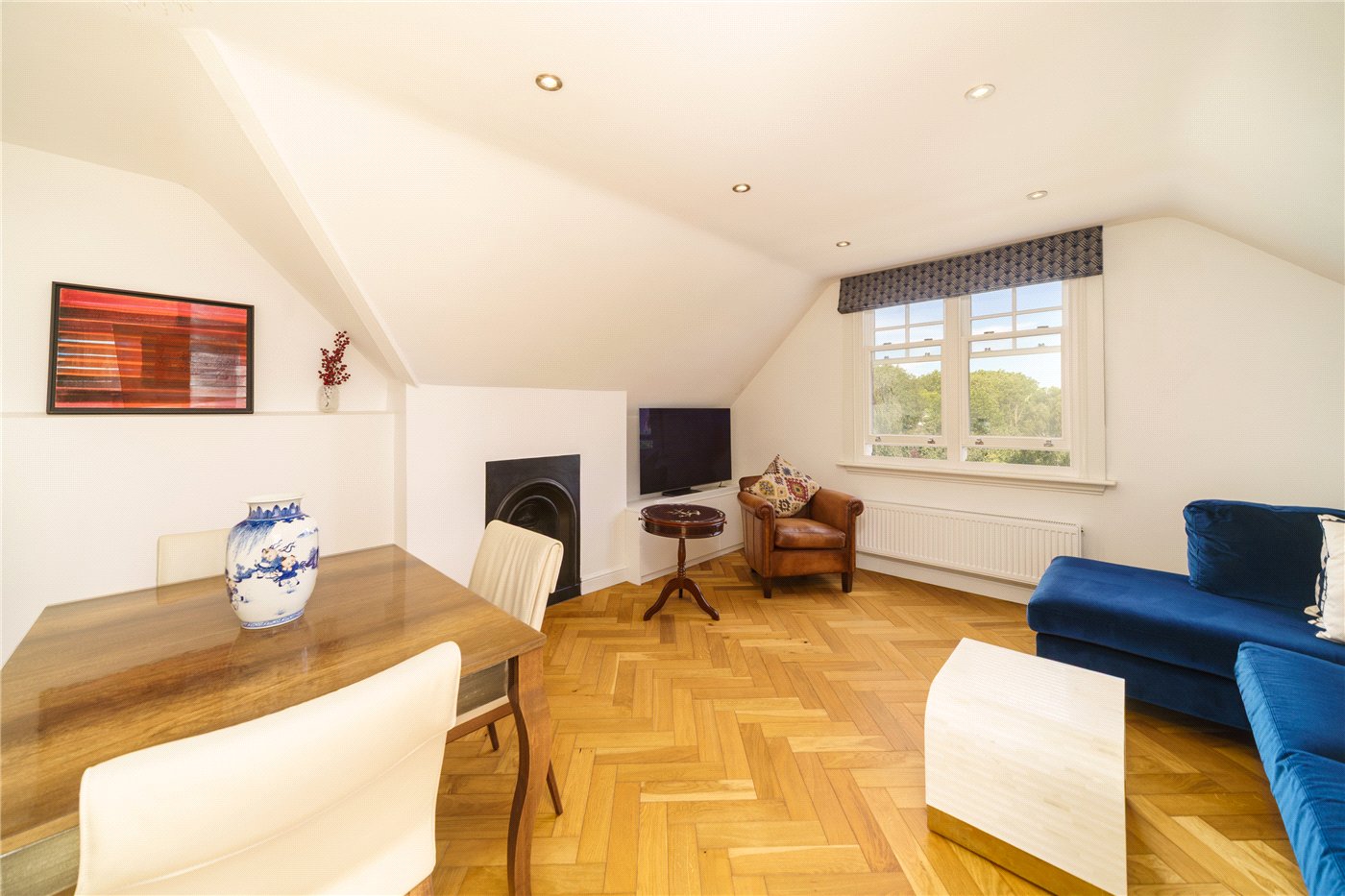 St. John's Avenue, London, SW15