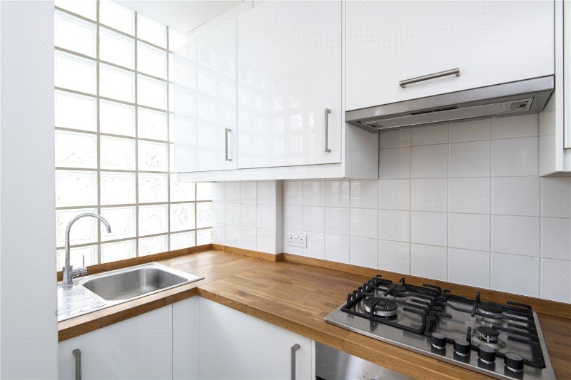 Barrhill Road, London, SW2