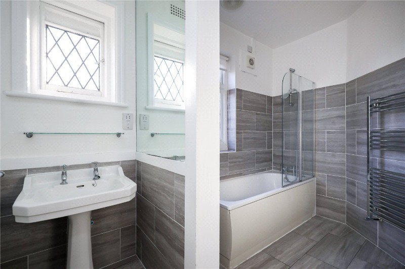 Carbery Avenue, London, W3