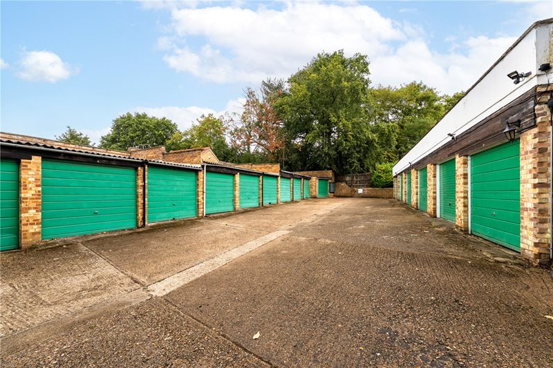 High Point, Weybridge, Surrey, KT13