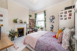 Eynham Road, London, W12