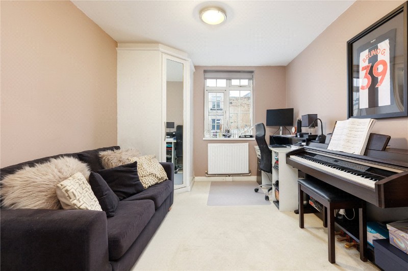 Putney Bridge Road, London, SW18