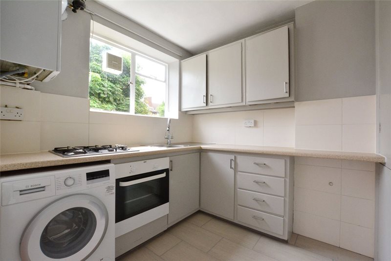 Courtlands Avenue, London, SE12