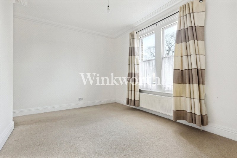 Park Avenue, London, N13