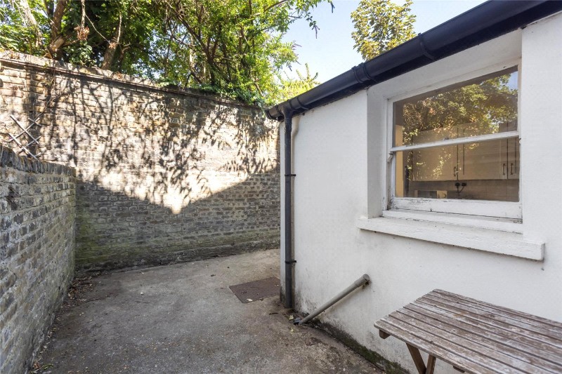 Henshaw Street, London, SE17