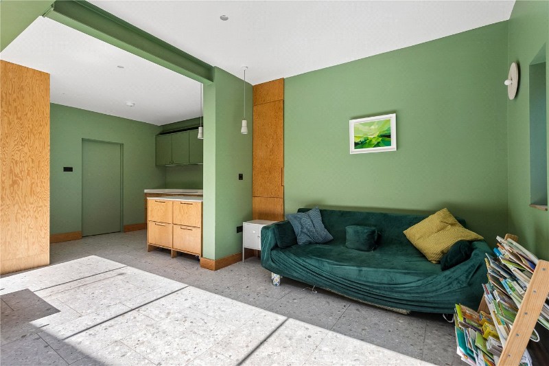 St. John's Road, London, N15